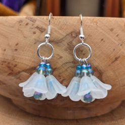 Lucite Flower Earrings - white & blue