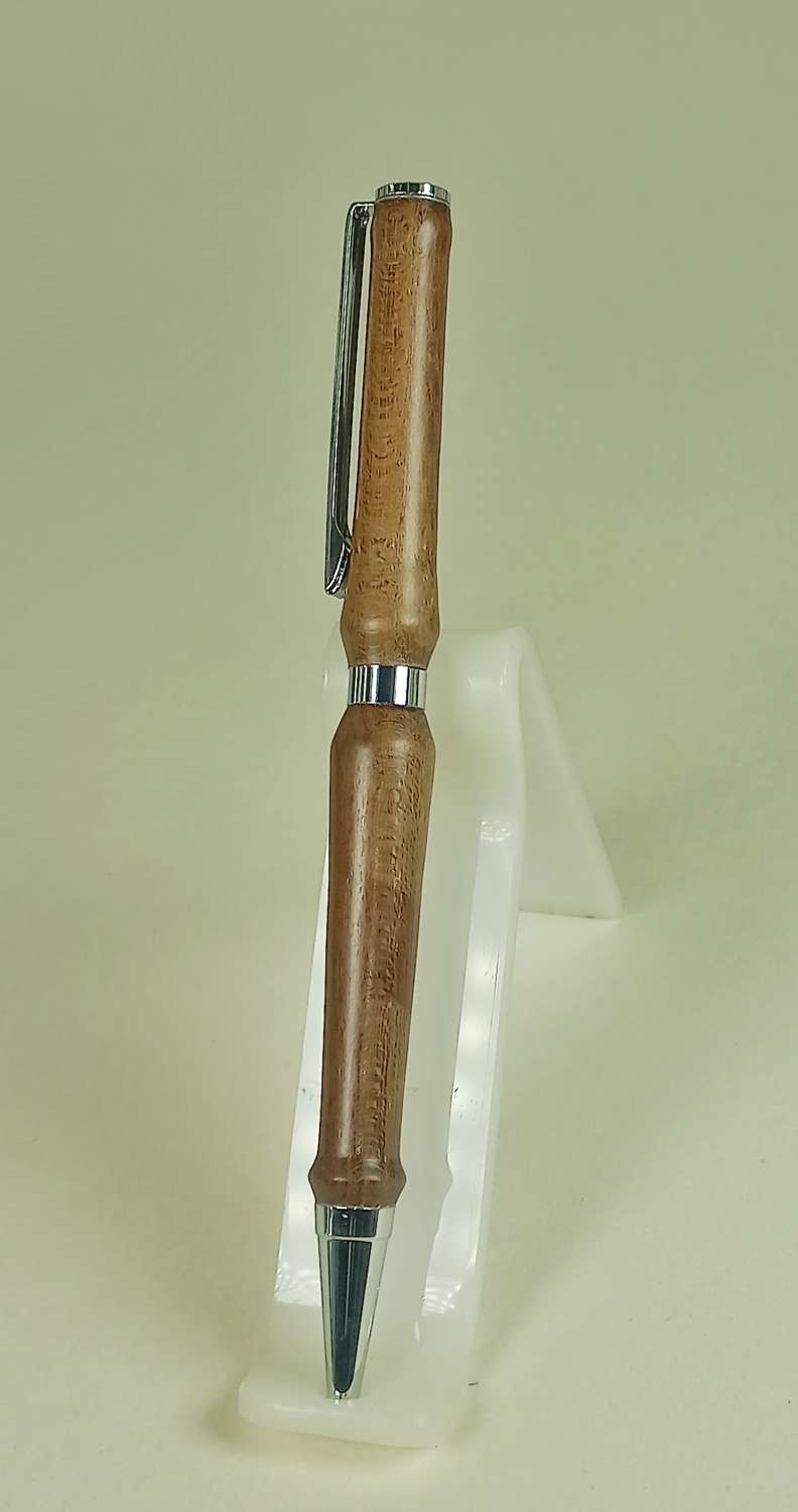 Ballpoint pen (1522) in Spalted Beech Ballpoint pen (1522) in Spalted Beech