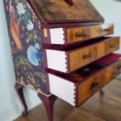 Antique vintage writing desk bureau 5 Antique vintage writing desk bureau 5
