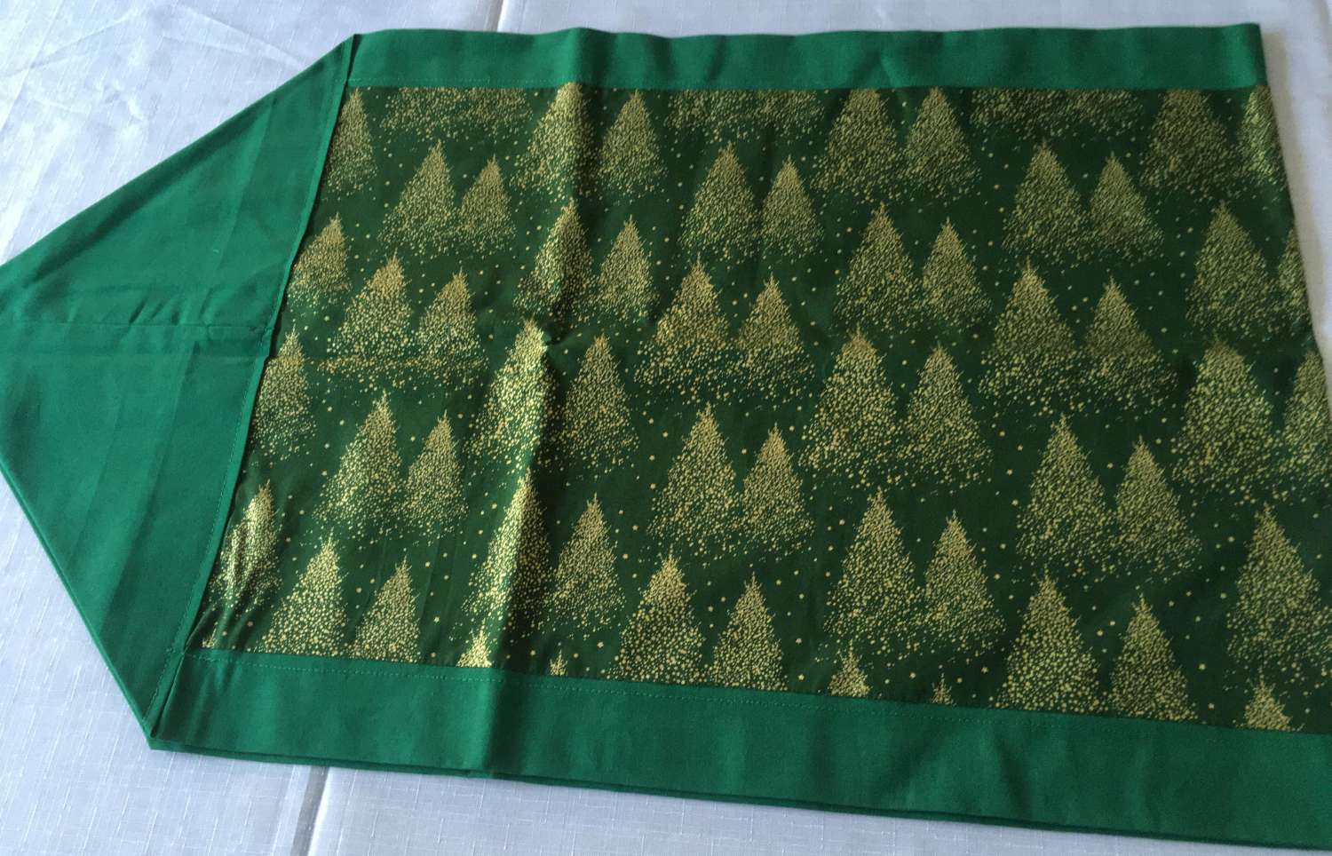 Christmas Table Runner MadeMe