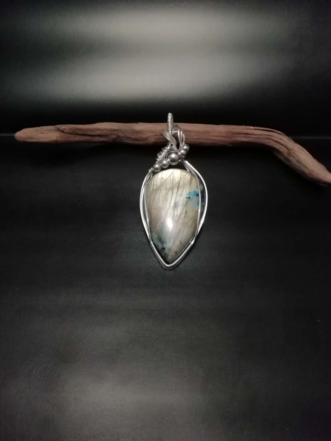 Golden labradorite silver pendant Golden labradorite silver pendant