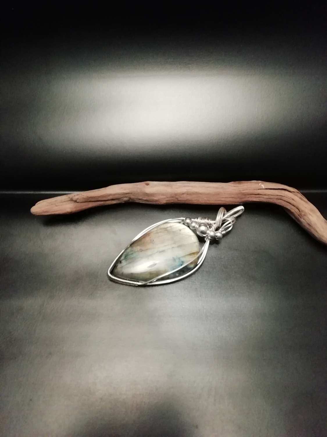 Golden labradorite silver pendant Golden labradorite silver pendant