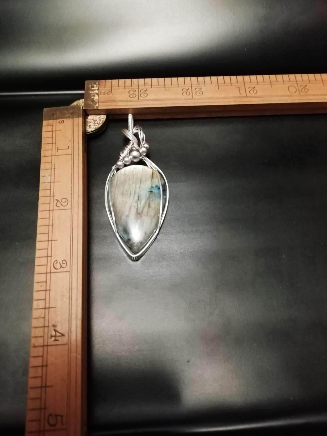Golden labradorite silver pendant Golden labradorite silver pendant