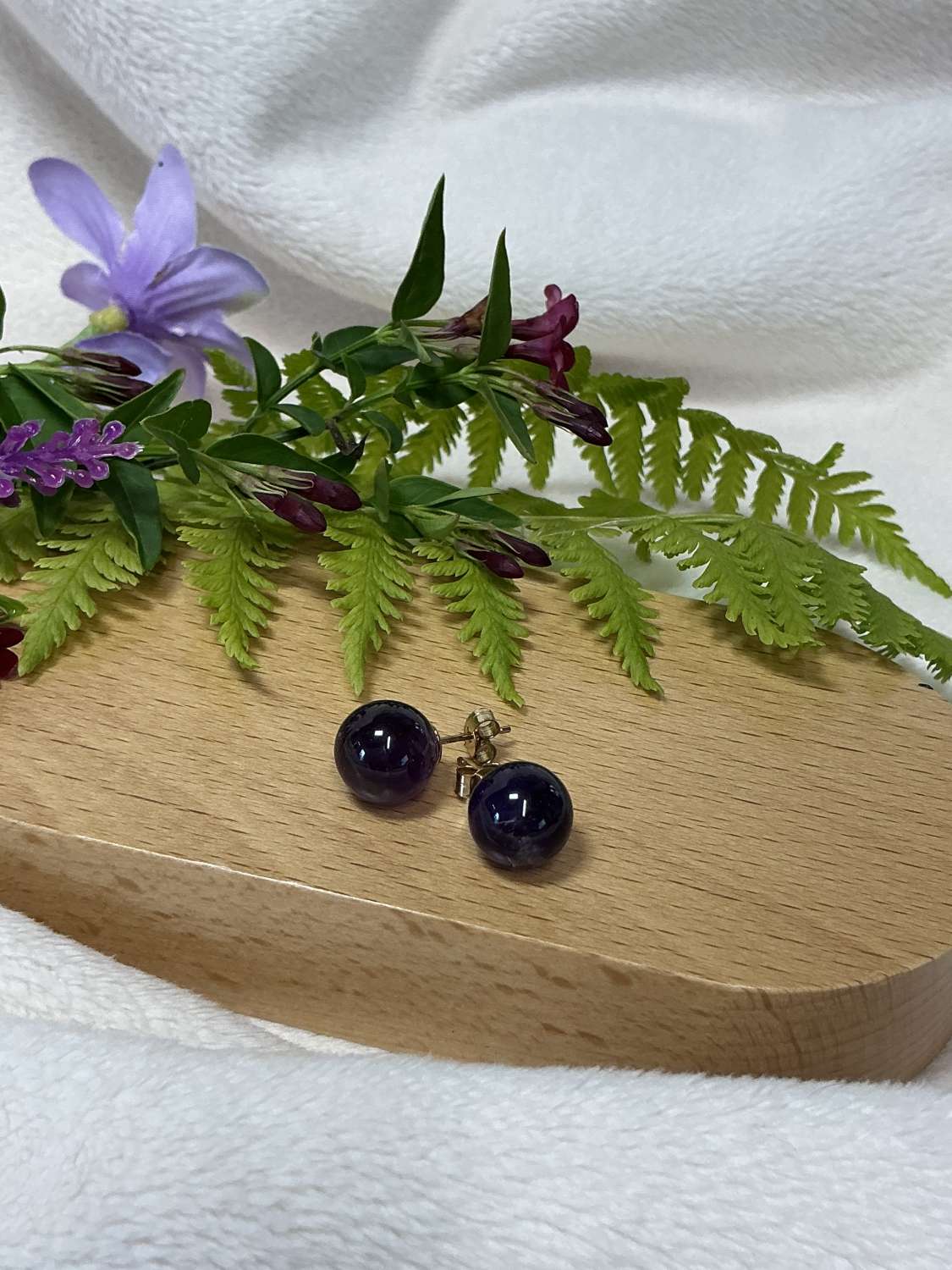 9ct Gold Amethyst Round Gemstone Stud Earrings 9ct Gold Amethyst Round Gemstone Stud Earrings
