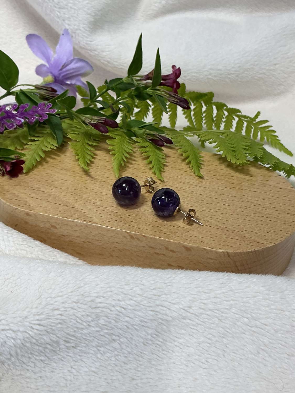 9ct Gold Amethyst Round Gemstone Stud Earrings 9ct Gold Amethyst Round Gemstone Stud Earrings