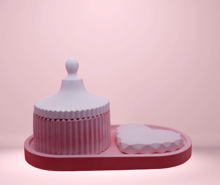 02: Ribbed Trinket Pot 02: Ribbed Trinket Pot