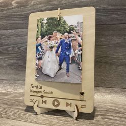 Photo holder with favourite song 1 Photo holder with favourite song 1