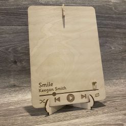 Photo holder with favourite song