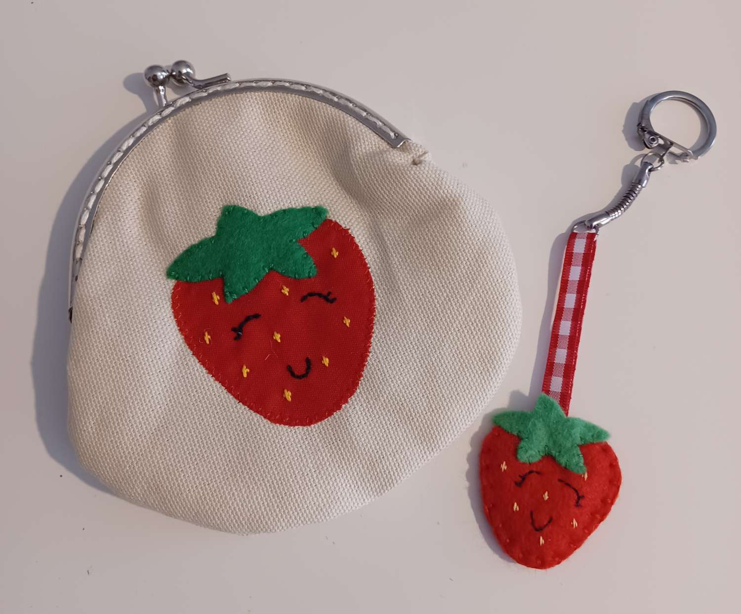 Purse & Keyring Set Purse & Keyring Set