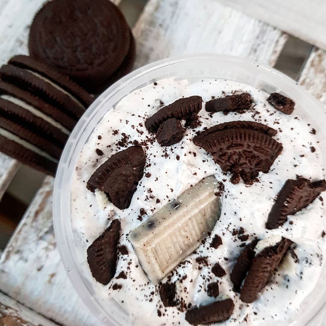 COOKIES N CREAM Marshmallow Fluff Pot COOKIES N CREAM Marshmallow Fluff Pot