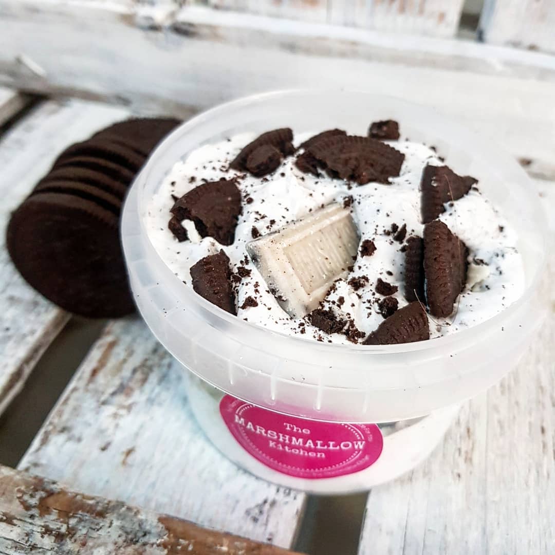 COOKIES N CREAM Marshmallow Fluff Pot COOKIES N CREAM Marshmallow Fluff Pot