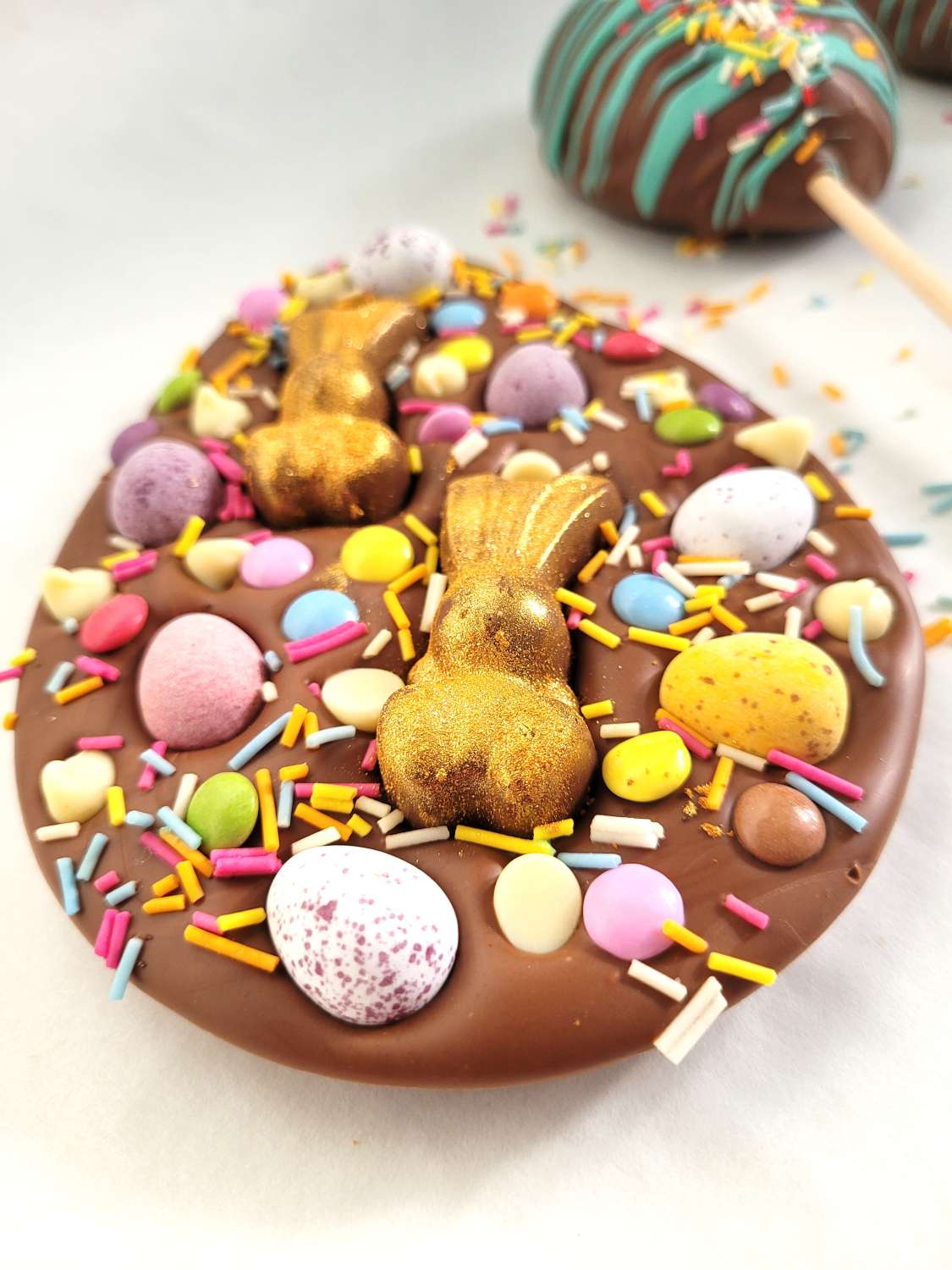 Golden Bunny FLEGG (aka Flat Egg) Milk or White Choc Golden Bunny FLEGG (aka Flat Egg) Milk or White Choc
