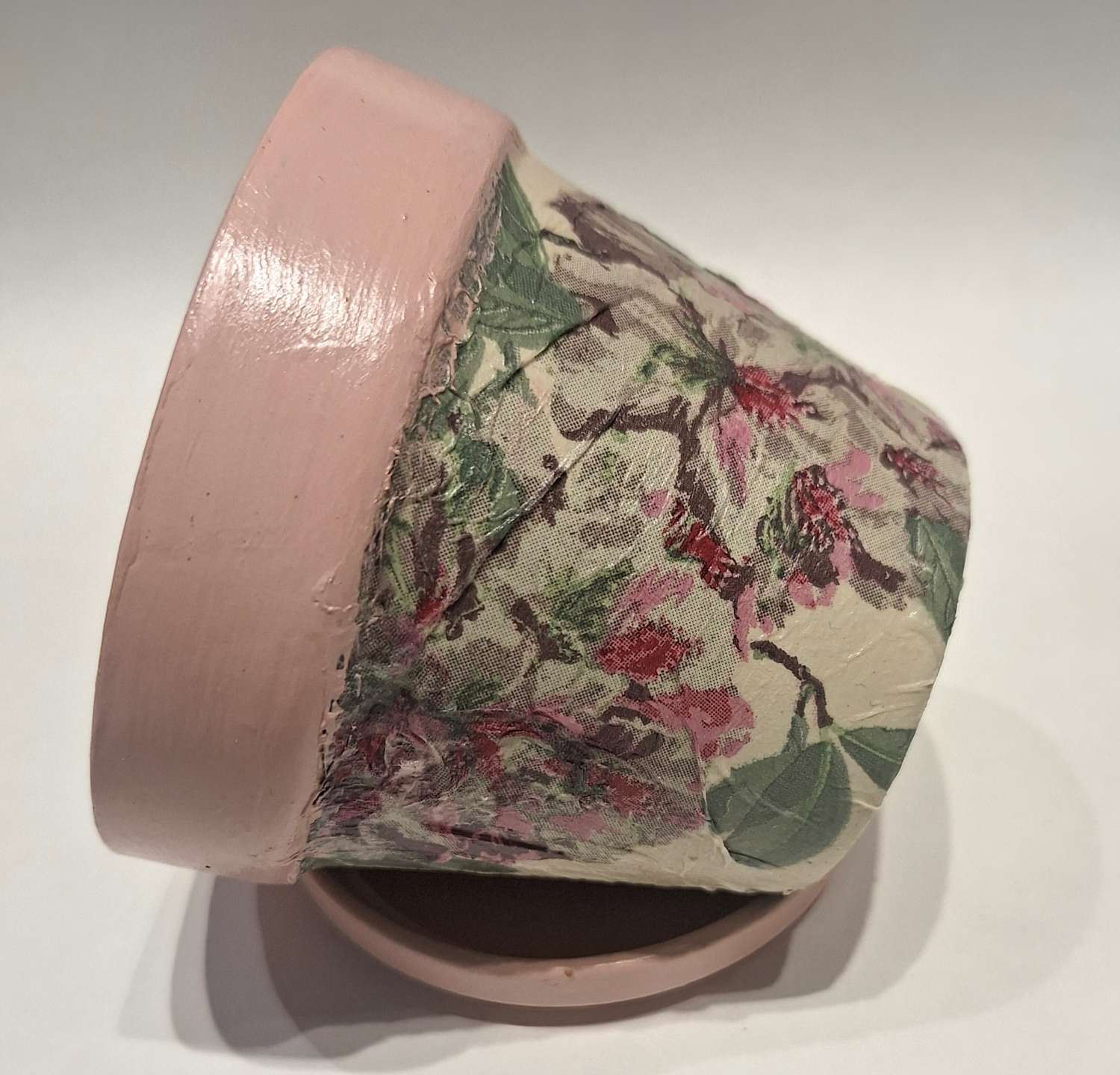 Plant pot - small decoupaged terracotta pot and saucer Plant pot - small decoupaged terracotta pot and saucer