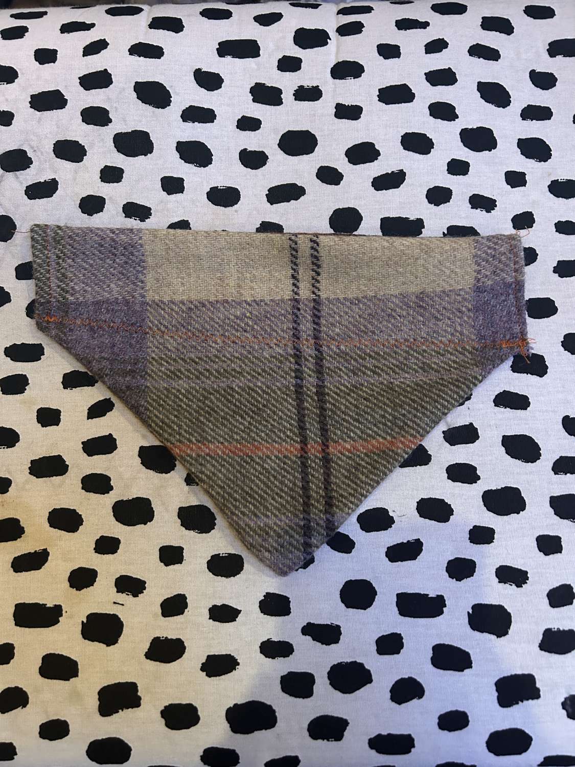 Tweed dog neckers bandanas - various sizes and material colours Tweed dog neckers bandanas - various sizes and material colours