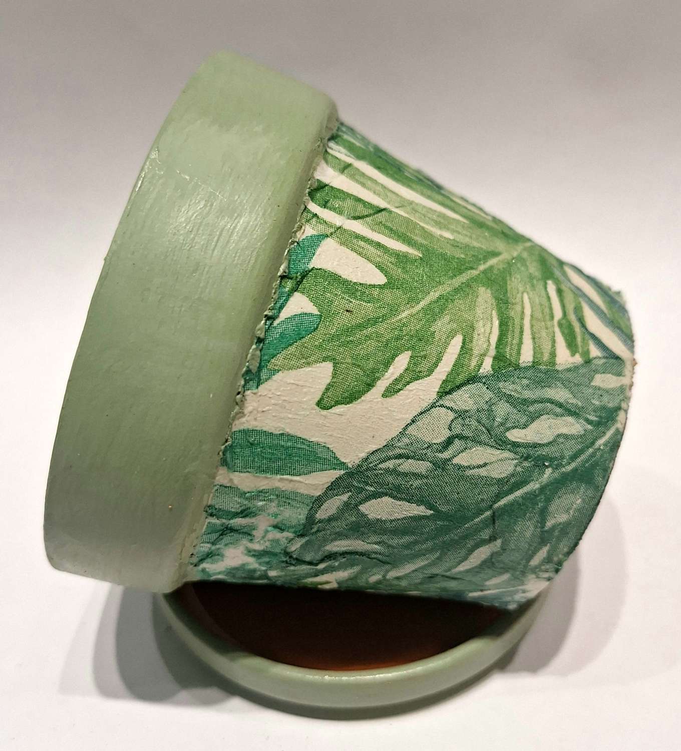 Plant pot - small decoupaged terracotta pot and saucer Plant pot - small decoupaged terracotta pot and saucer