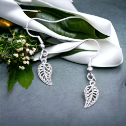 A Beautiful Pair of Silver Leaf Drop Earrings 4