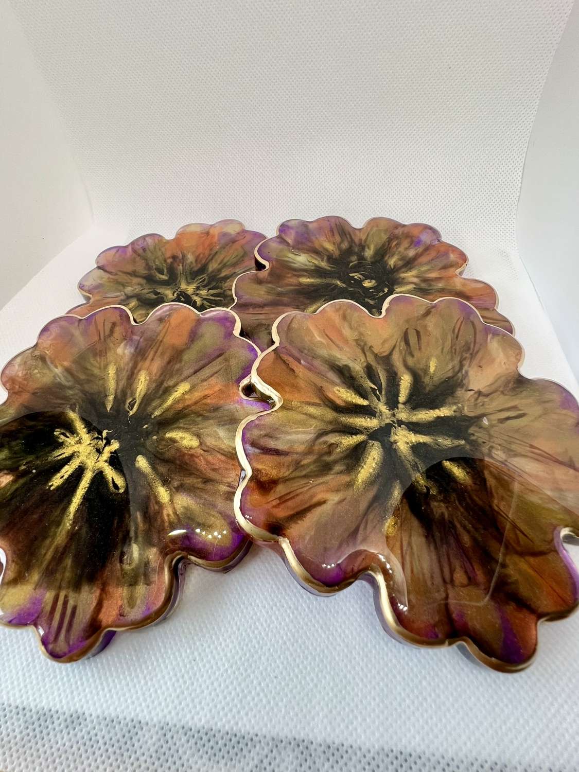 Set of 4 flowershaped resin coasters MadeMe