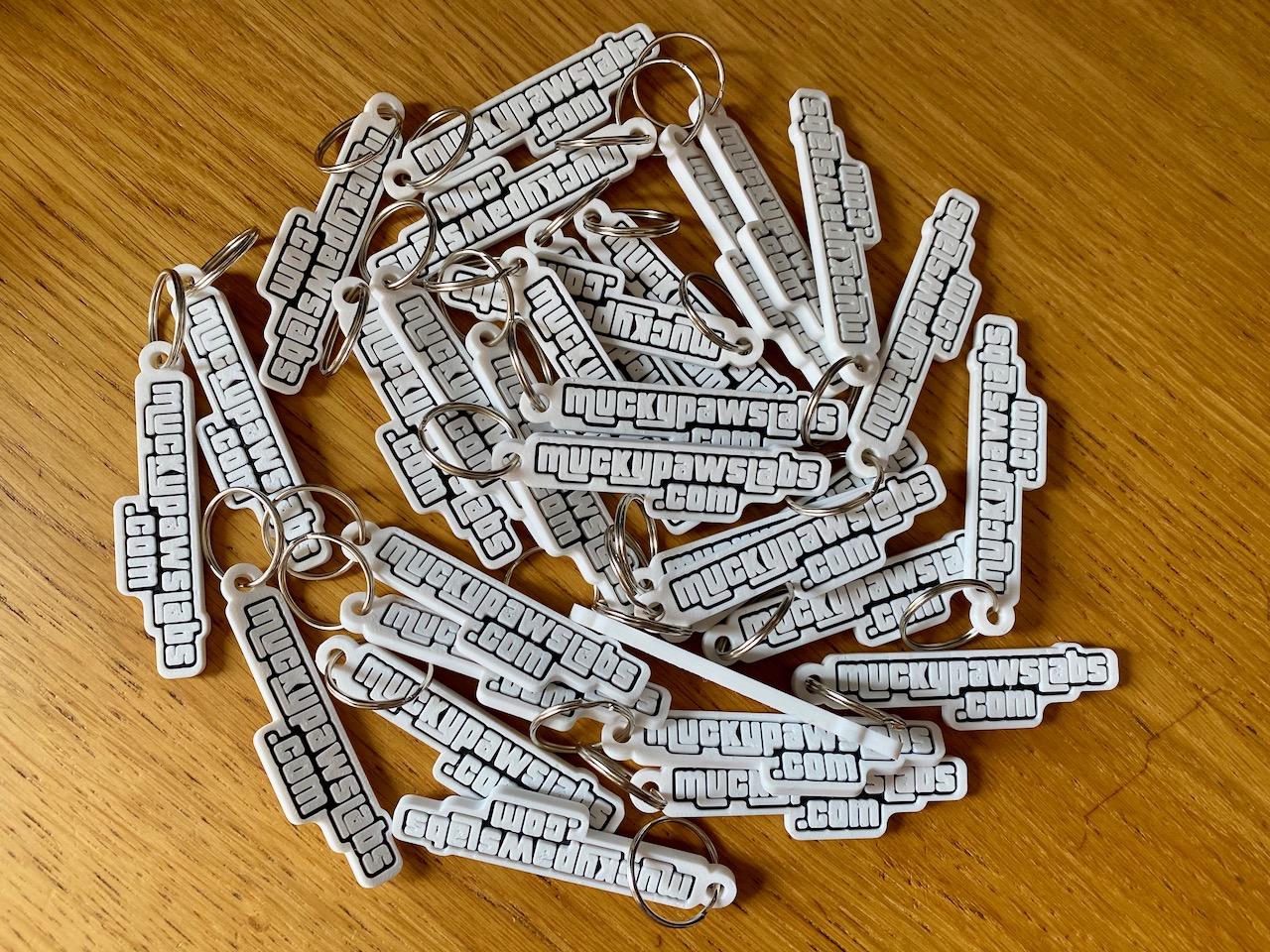 MuckypawsLabs.com Keyring MuckypawsLabs.com Keyring