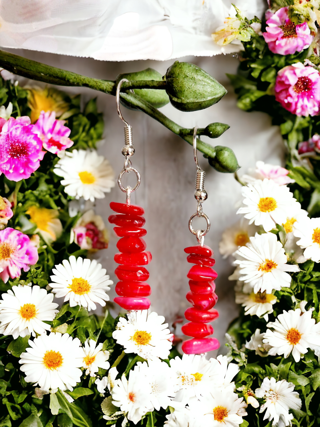 A Beautiful Pair of Red Coral Imitation Gemstone Dangle Silver Hook Earrings A Beautiful Pair of Red Coral Imitation Gemstone Dangle Silver Hook Earrings