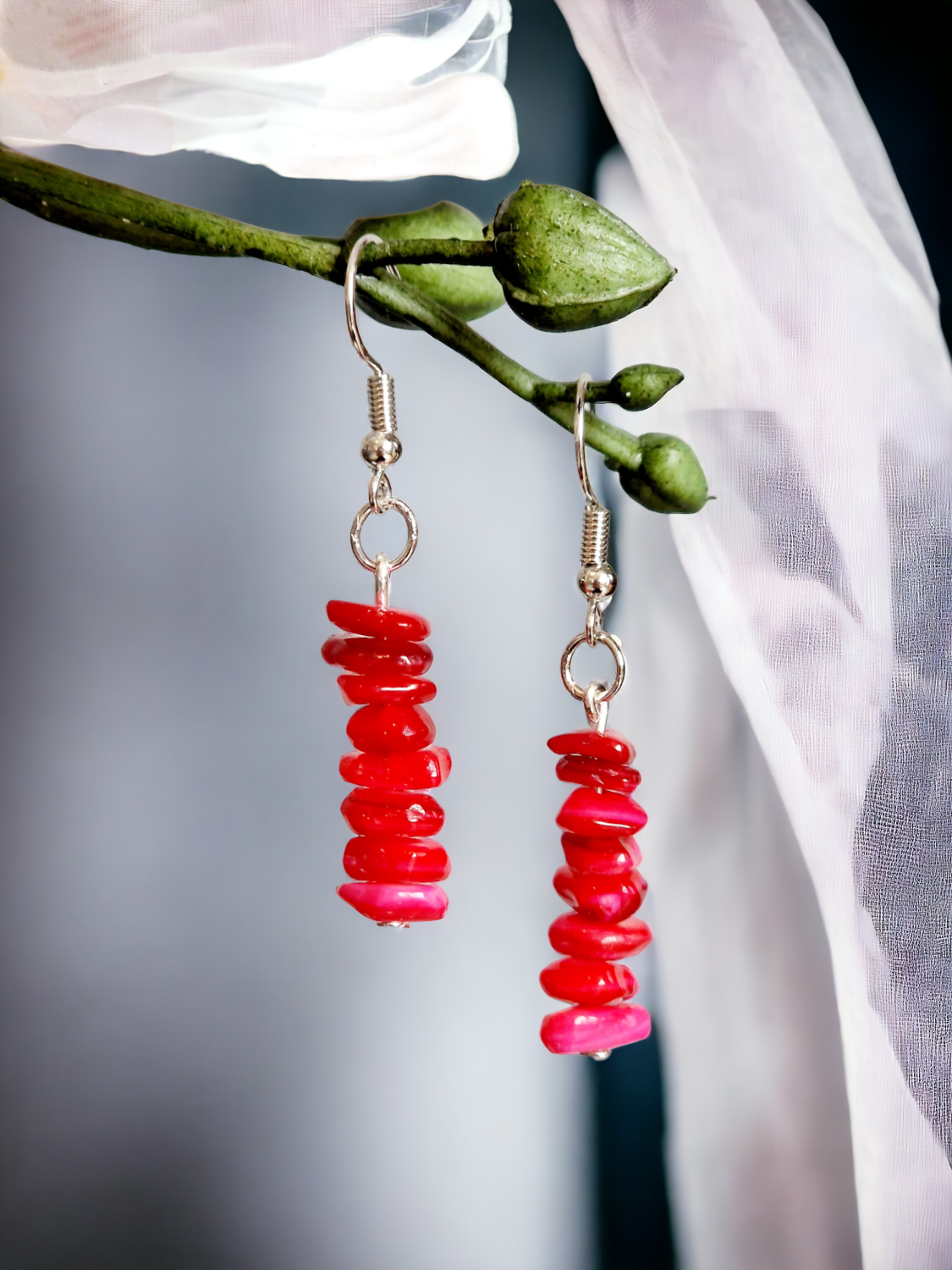 A Beautiful Pair of Red Coral Imitation Gemstone Dangle Silver Hook Earrings A Beautiful Pair of Red Coral Imitation Gemstone Dangle Silver Hook Earrings