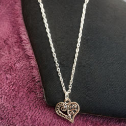 A Beautiful Sterling Silver Heart Pendant Necklace