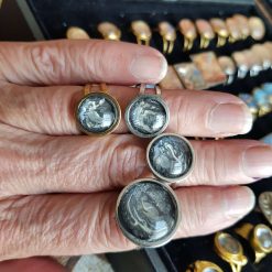 Magical marbled round Adjustable rings