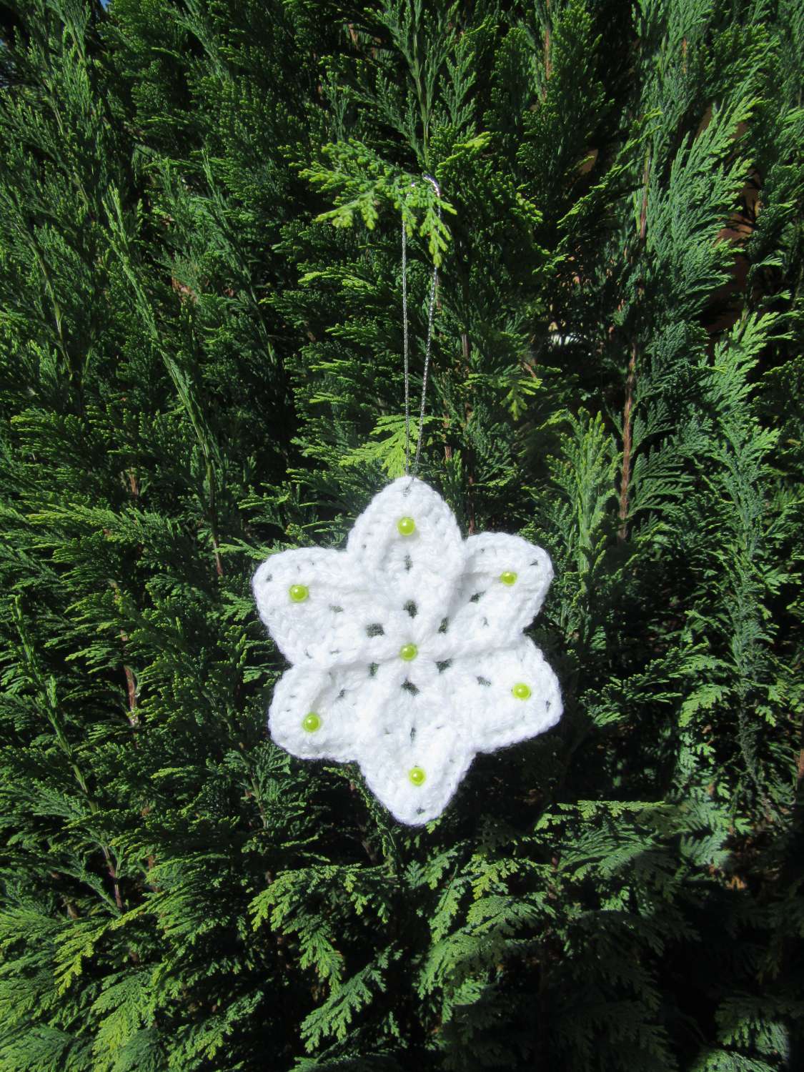 Christmas decoration - crocheted snowflakes with beads - 6 pcs Christmas decoration - crocheted snowflakes with beads - 6 pcs