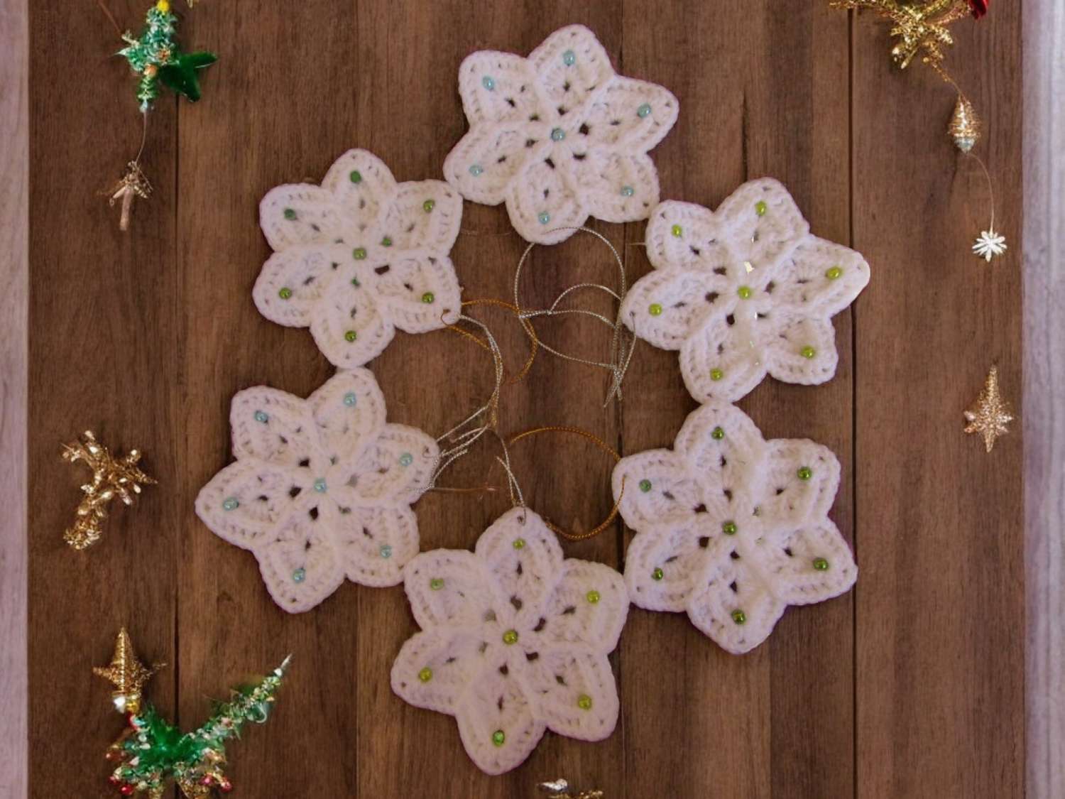 Christmas decoration - crocheted snowflakes with beads - 6 pcs Christmas decoration - crocheted snowflakes with beads - 6 pcs