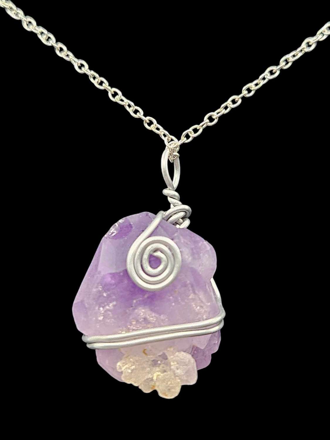 Raw Amethyst Rose Pendant Raw Amethyst Rose Pendant