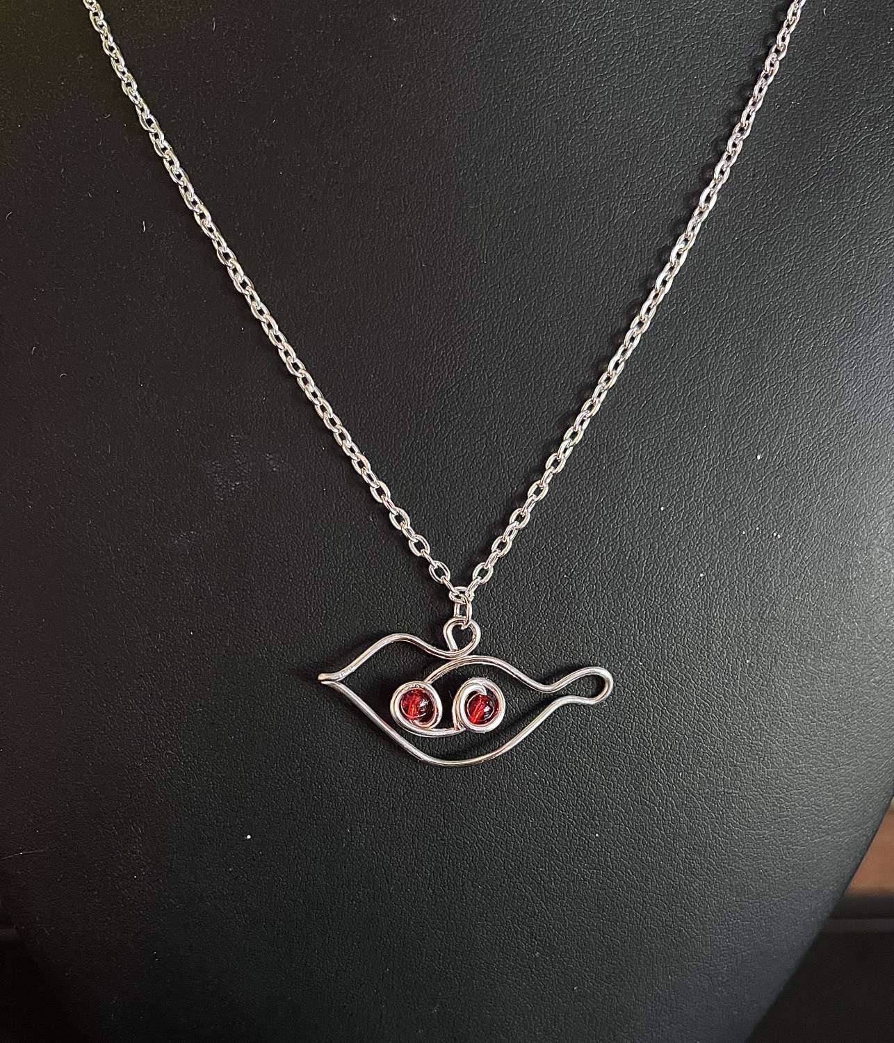 Robin Pendant Necklace Robin Pendant Necklace