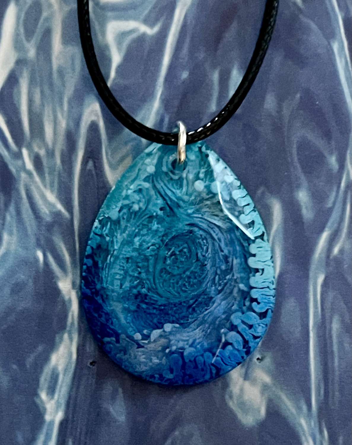 IMG_6524 Petri effect Resin Pendant Necklace on a 925 20" Silver Chain 4