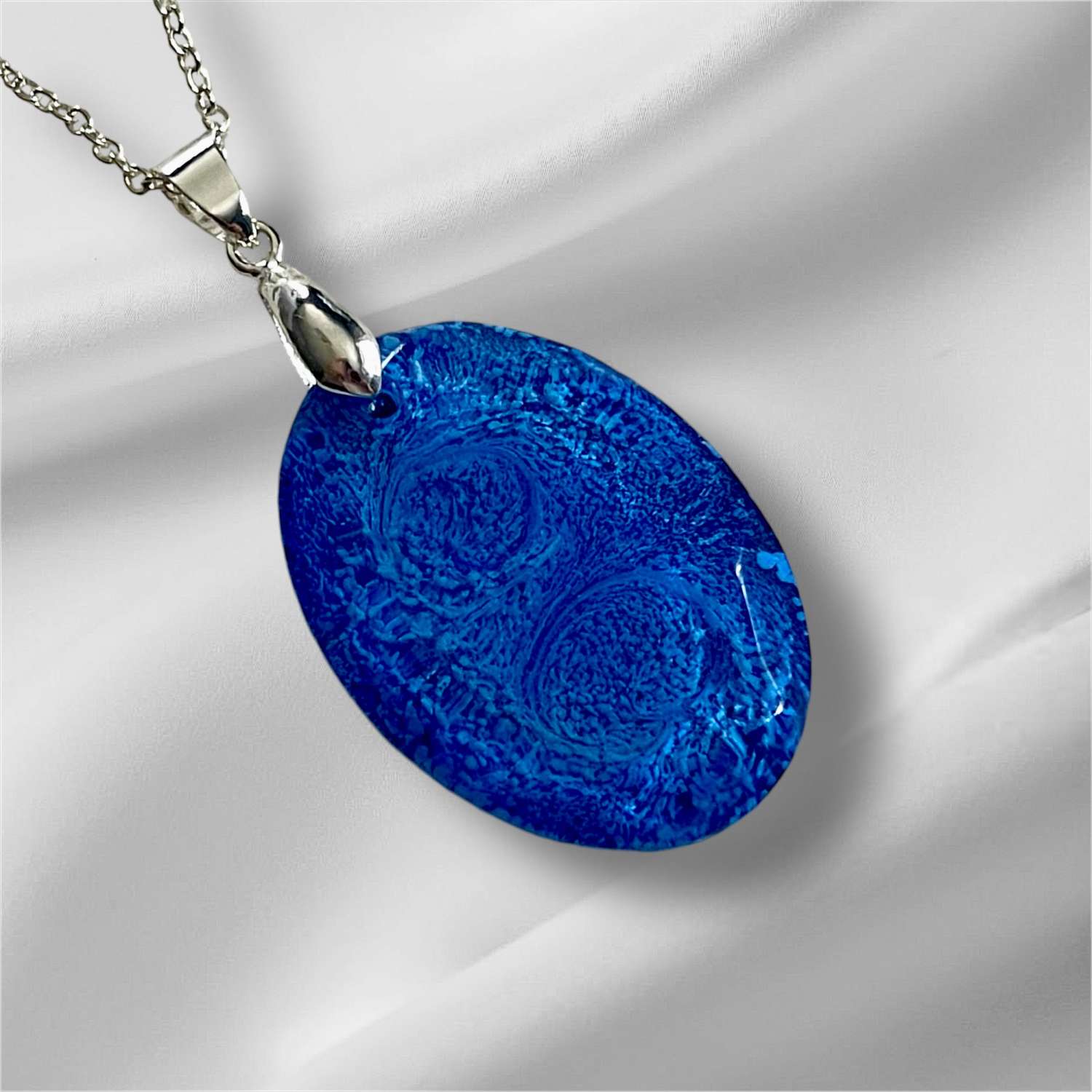 IMG_6579 Petri effect Resin Pendant Necklace on a 925 20" Silver Chain 1