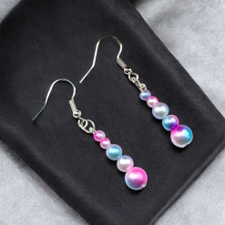 A Beautiful Pair of Pink/Blue/Cream Pearl Bead Dangle Silver Hook Earrings 3