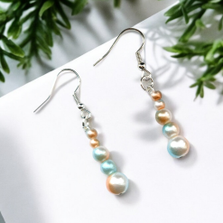 A Beautiful Pair of Gold/Mint/Cream Pearl Bead Dangle Silver Hook Earrings 2