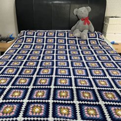 Handmade Crocheted Throw – Wrap Yourself in Luxury and Artistry 150x200cm
