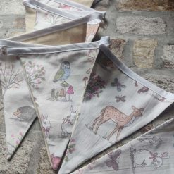 ANIMALS/WOODS-BUNTING