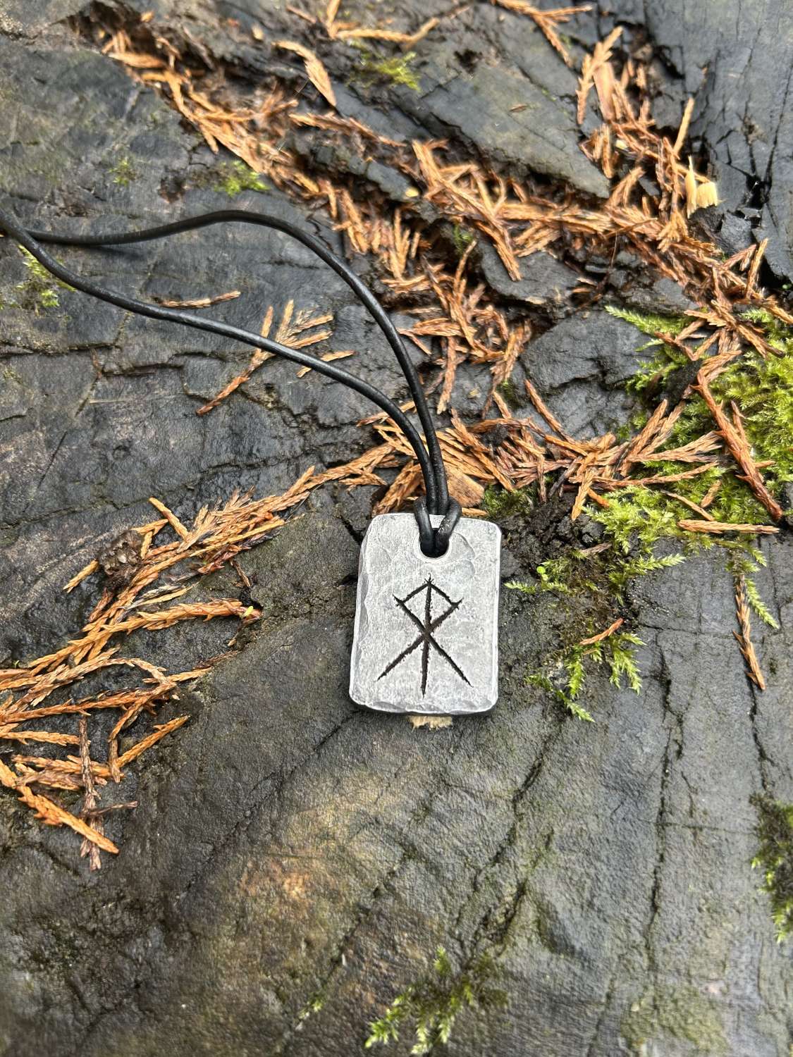 Bind Rune pendant Bind Rune pendant