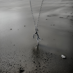 Silver Seaweed Necklace 1