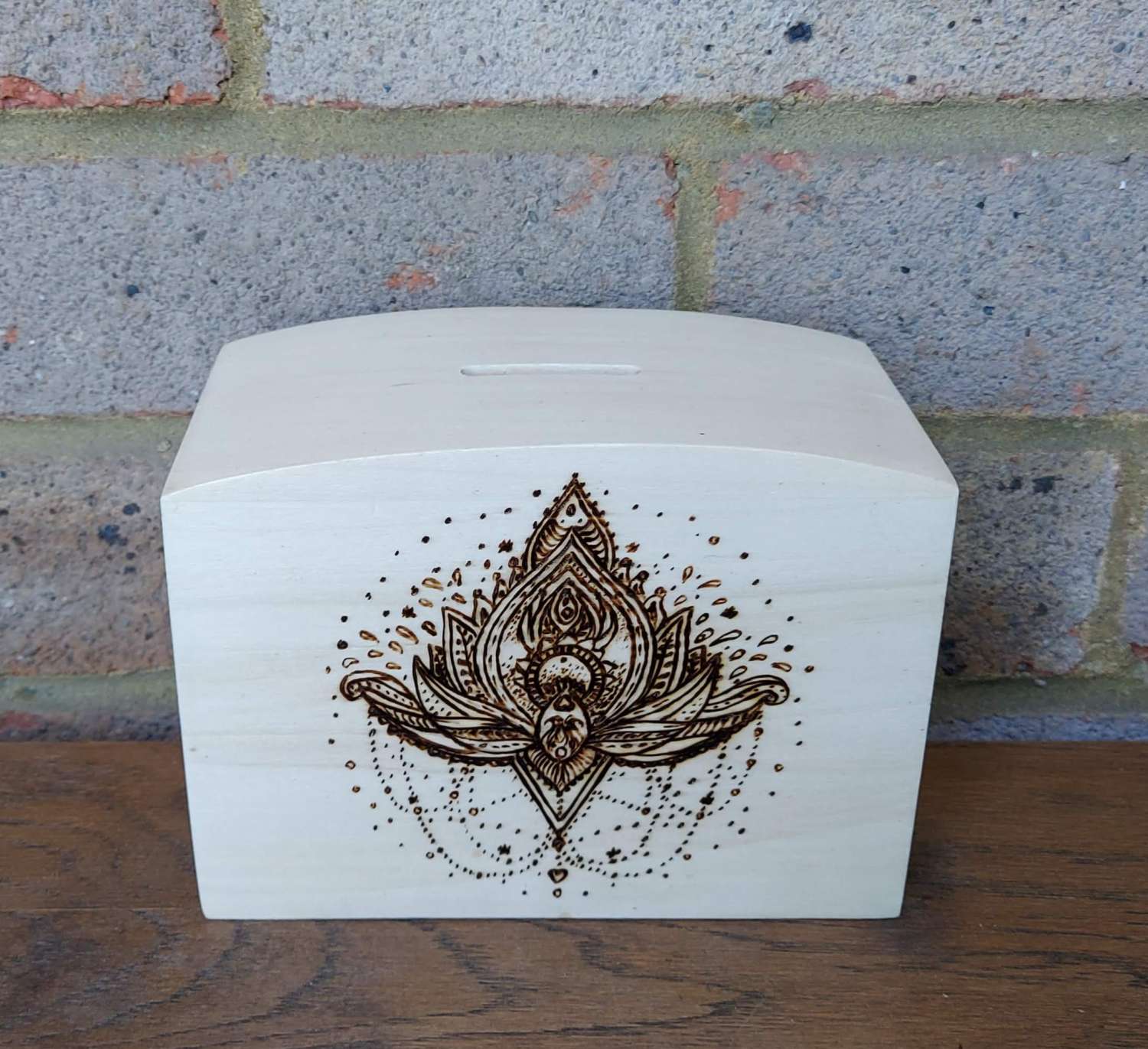 Wooden board - table decoration with pyrography design Wooden board - table decoration with pyrography design