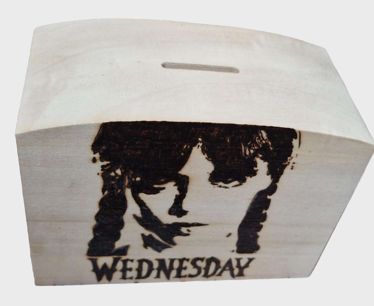Wooden board - table decoration with pyrography design Wooden board - table decoration with pyrography design