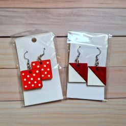Earrings with animal designs (Size: 3 cm)