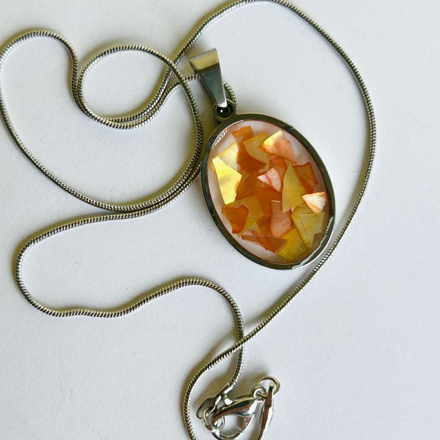 Pendant - Oval 'Shell Orange/Yellow Pendant - Oval 'Shell Orange/Yellow