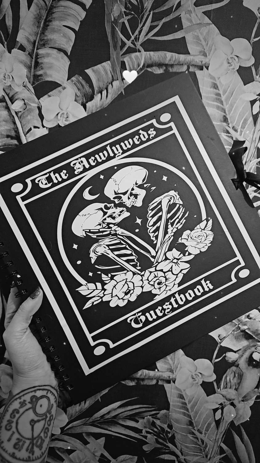 Distressed Gothic Wedding Guestbooks – 'Till death do us part' Distressed Gothic Wedding Guestbooks – 'Till death do us part'