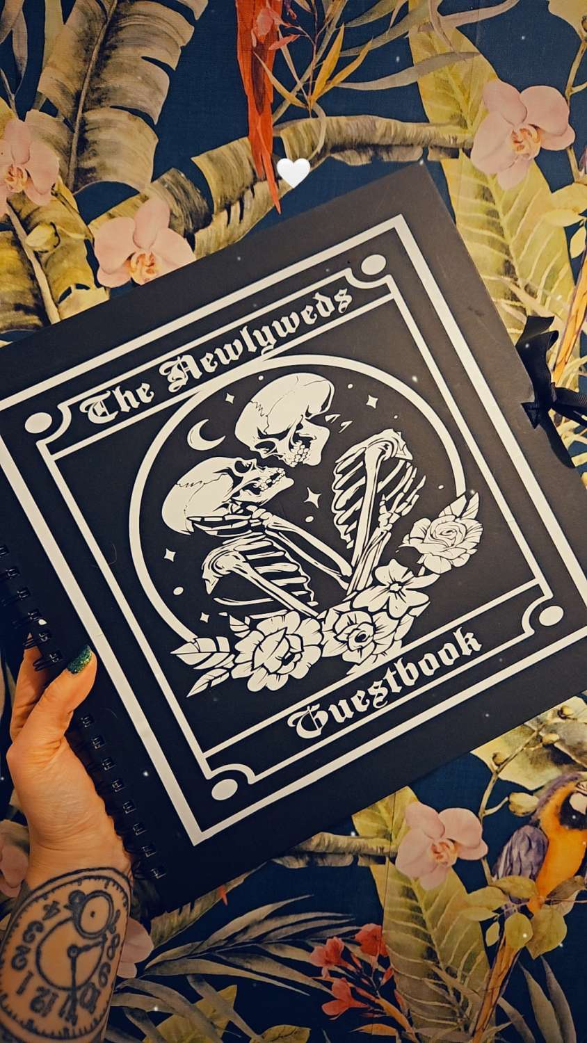 Distressed Gothic Wedding Guestbooks – 'Till death do us part' Distressed Gothic Wedding Guestbooks – 'Till death do us part'
