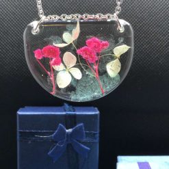 Resin cast pendant and chain 1