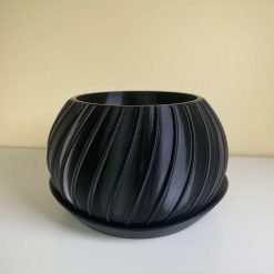 Wave Crest Planter wit drip tray