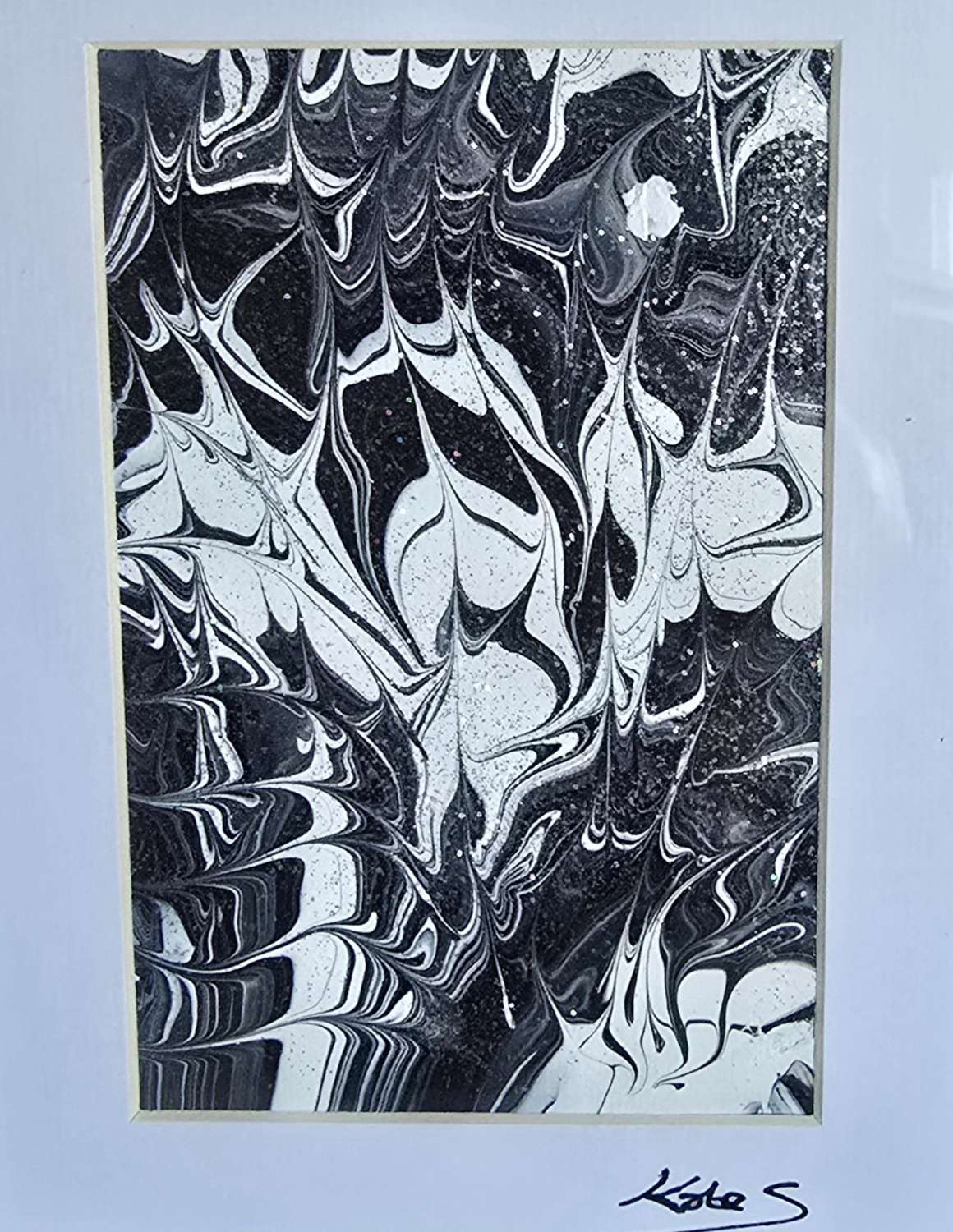 20240927_180152 Black and white glitter pour 9x7 2
