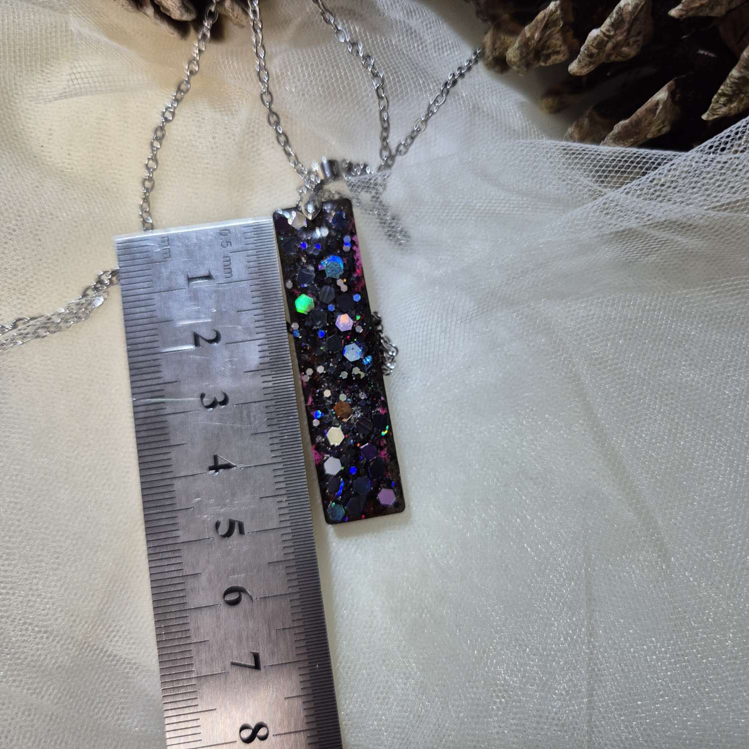 Handmade Resin Necklace Short Pendant On Quality Metal Snake Chain Handmade Resin Necklace Short Pendant On Quality Metal Snake Chain