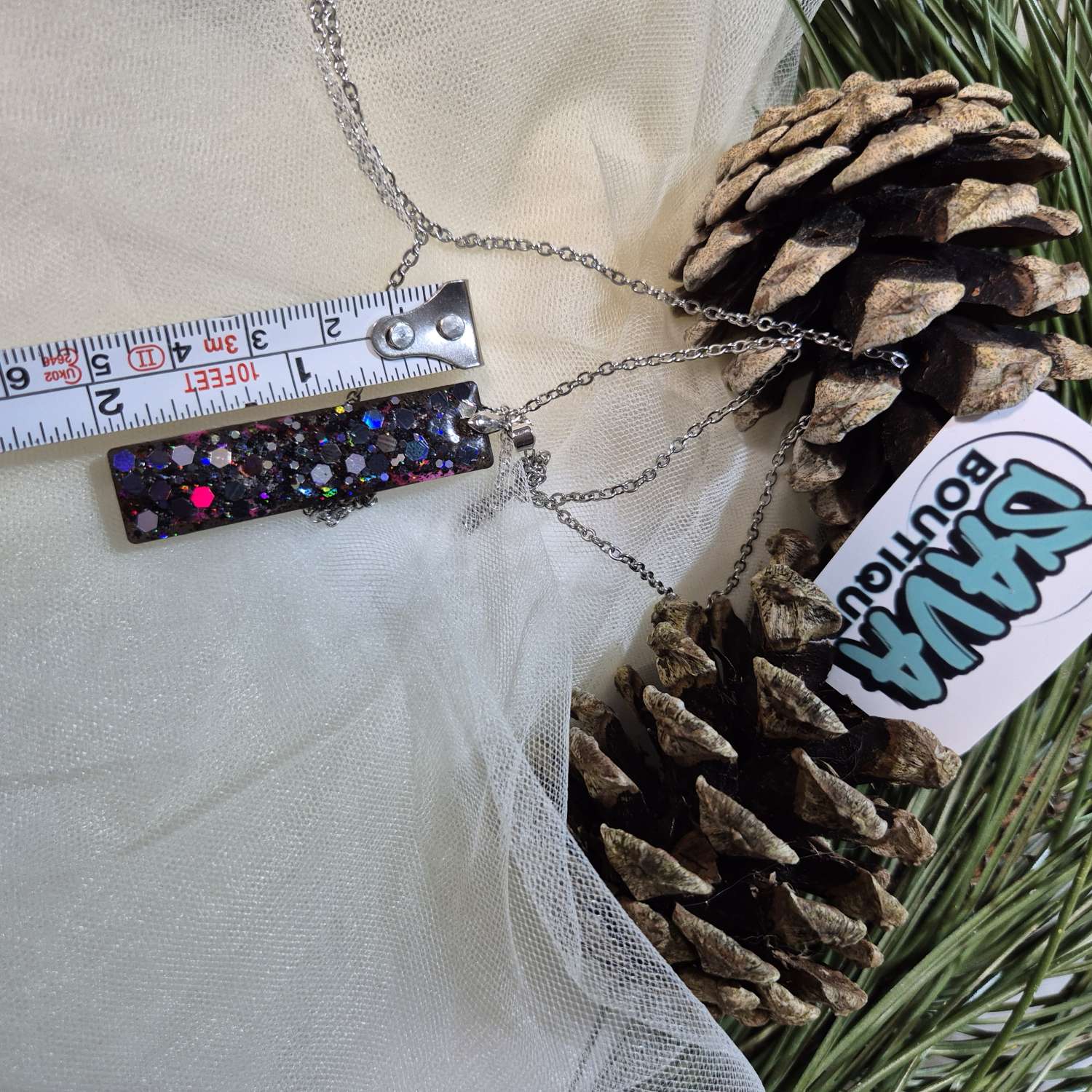 Handmade Resin Necklace Short Pendant On Quality Metal Snake Chain Handmade Resin Necklace Short Pendant On Quality Metal Snake Chain