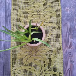 Crochet table runner 2 Crochet table runner 2